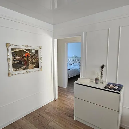 Rudlova Glamour Banska Bystrica