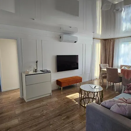 Rudlova Glamour * Banska Bystrica