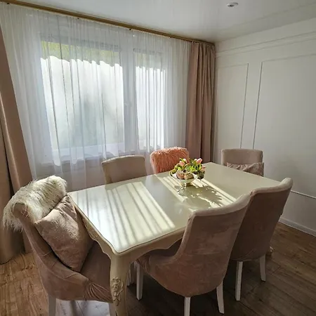 Rudlova Glamour * Banská Bystrica